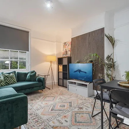 The Chalton Funk-In Kings Cross Apartment London Exterior photo